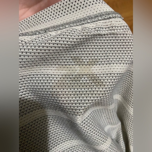 Breathable Sweat-Proof Workout T-Shirt - Picture 16 of 17